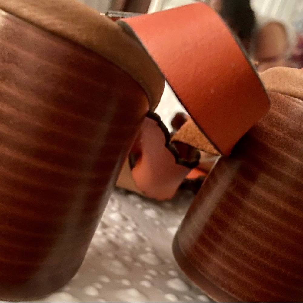 Three Inch Stacked Heel. - image 2